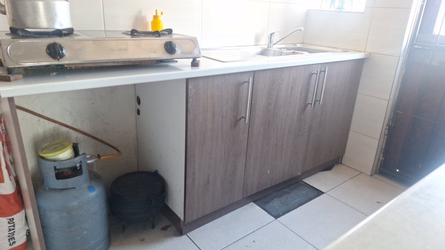 3 Bedroom Property for Sale in Lentegeur Western Cape